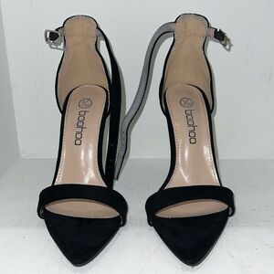 Classy Black Velvet Pointed Toe Heels size 5